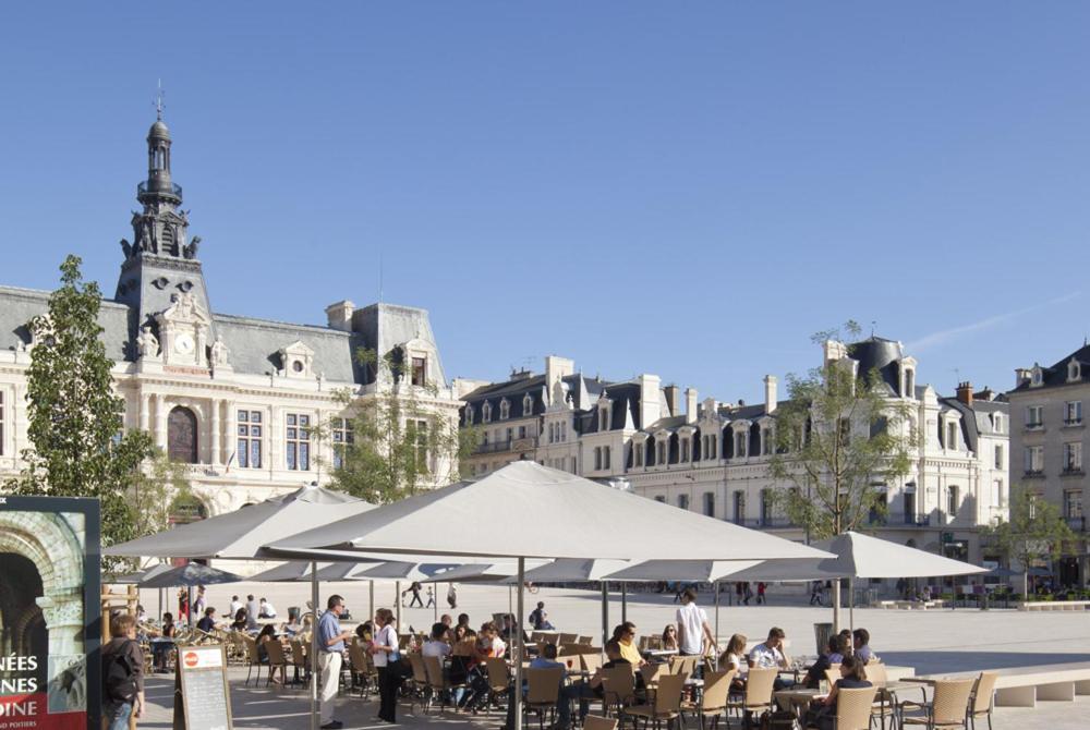 Proche Gare Et Centre-Ville De Poitiers Emplacement Ideal Kültér fotó